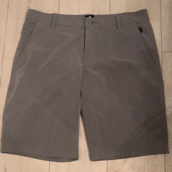 🔥3/$18🔥 MENS SHORTS - Picture 1 of 2